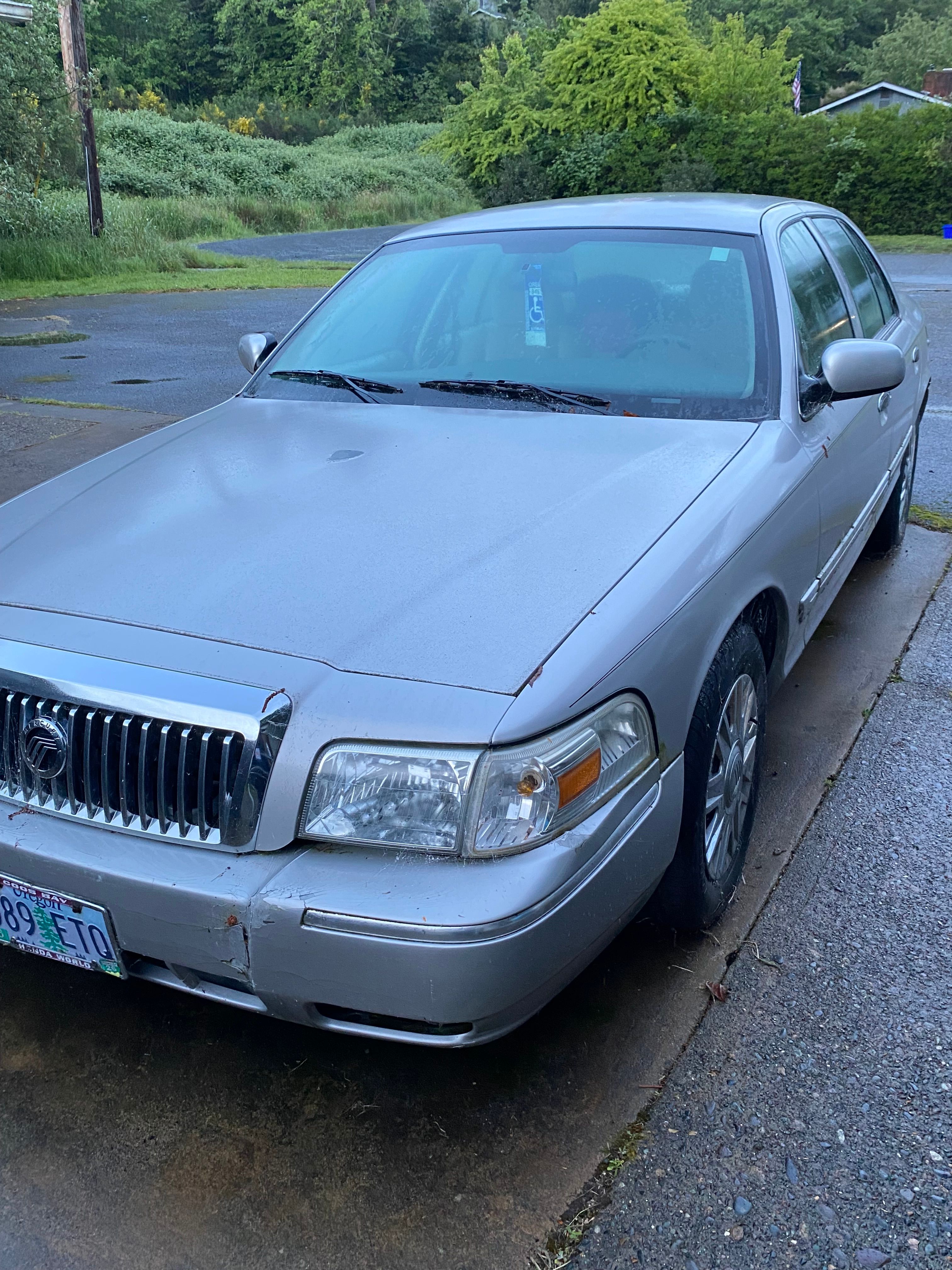 Used 2006 Mercury Grand Marquis GS RWD image 4