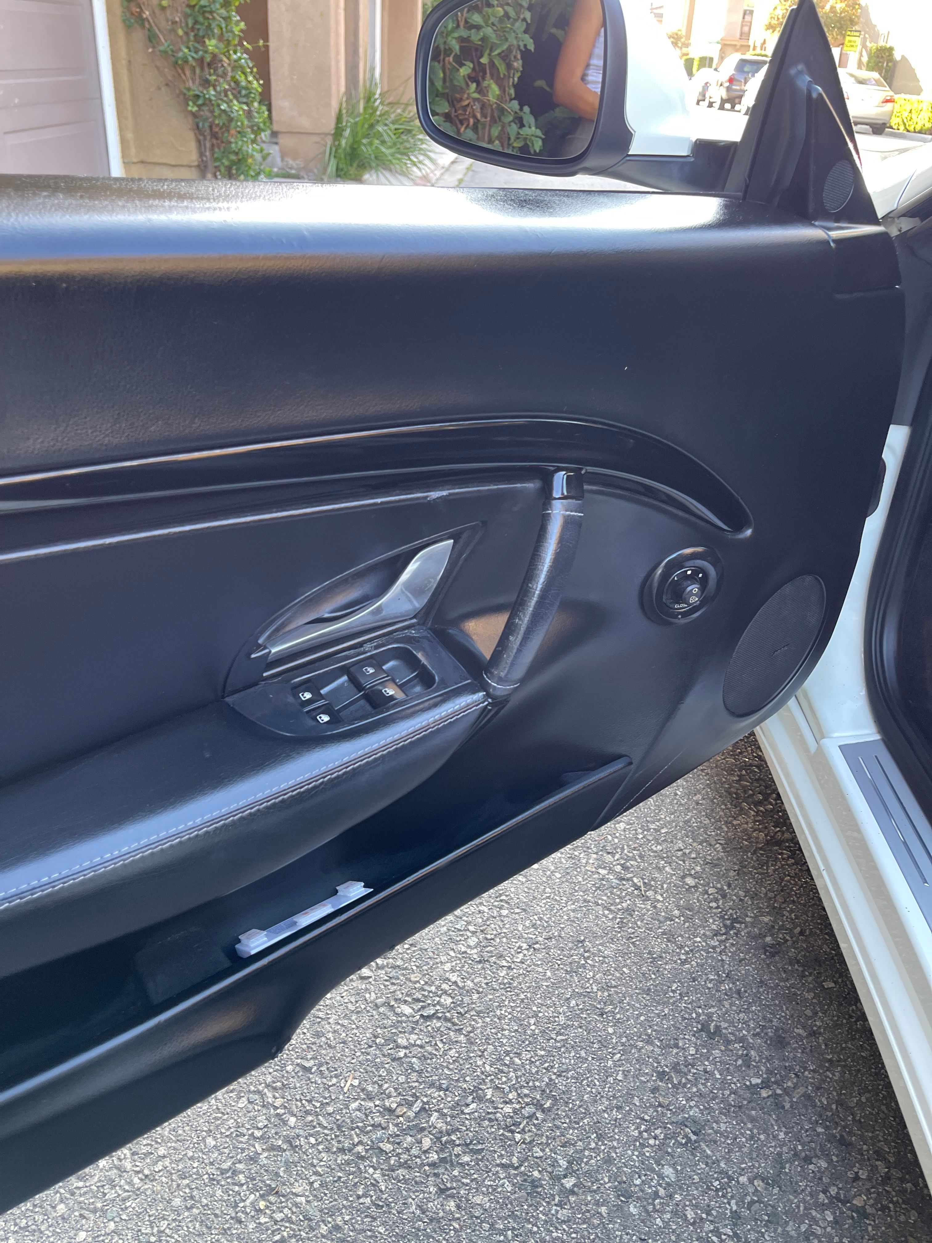 Used 2012 Maserati GranTurismo Convertible RWD image 29