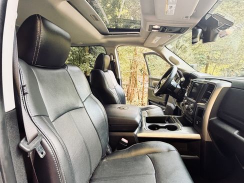 Used 2018 RAM 3500 Laramie w/ Sport Appearance Group AWD/4WD image 10