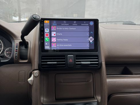 Used 2003 Honda CR-V LX image 2