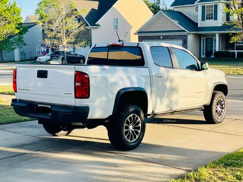 Used 2021 Chevrolet Colorado ZR2 image 10