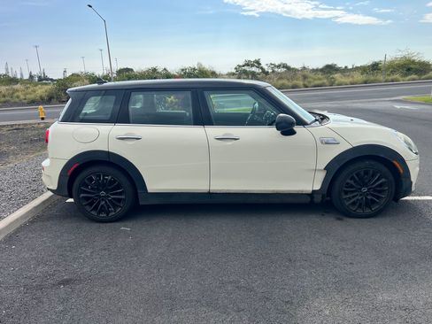 Used 2017 MINI Cooper Clubman S FWD image 4
