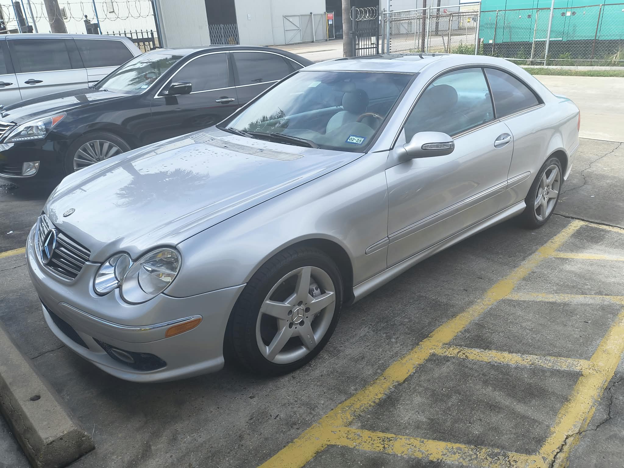 Used 2005 Mercedes-Benz CLK 500 Coupe image 5