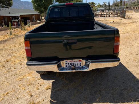 Used 2000 Toyota Tacoma PreRunner RWD image 14