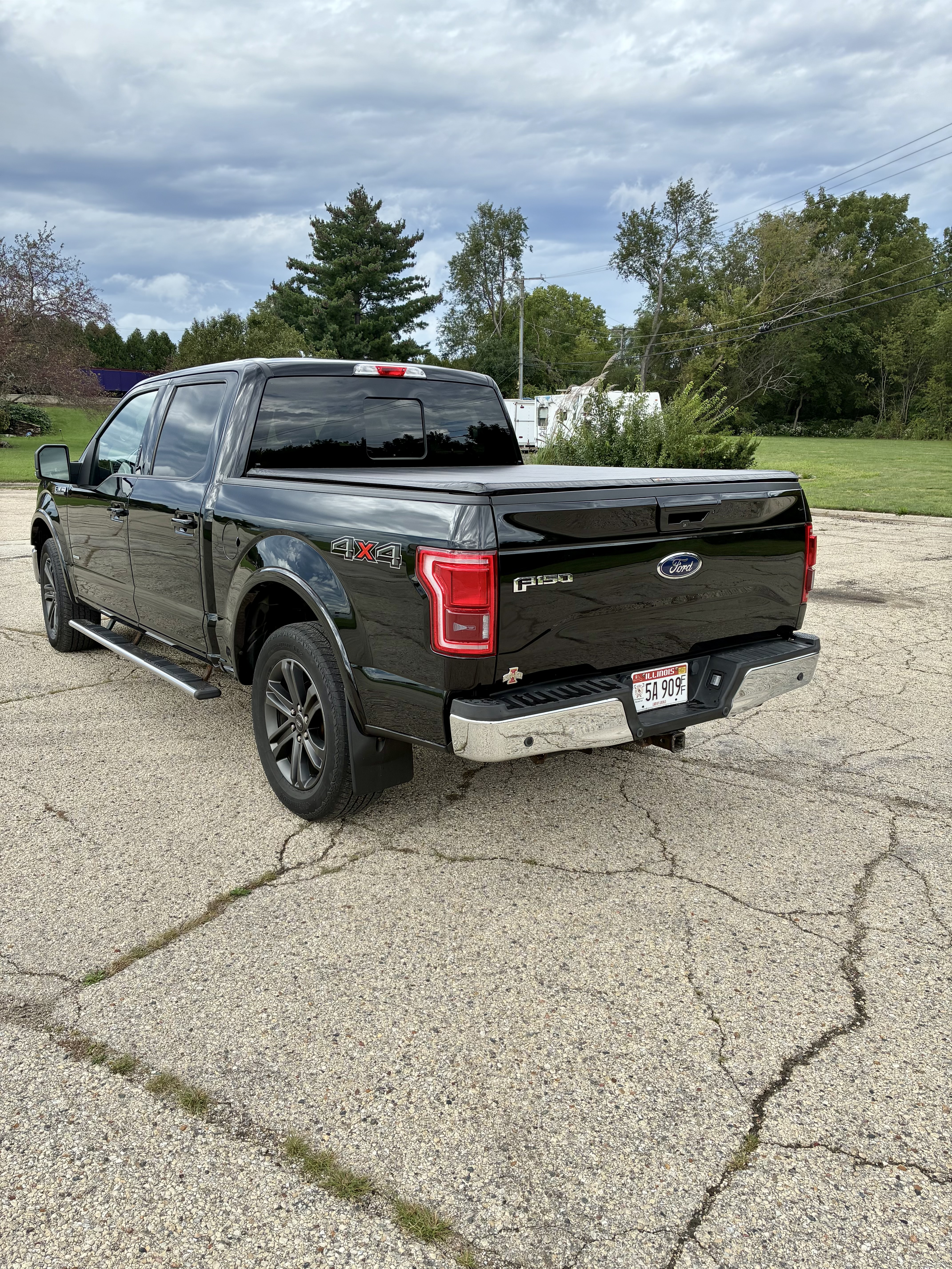 Used 2016 Ford F150 Lariat w/ Equipment Group 501A Mid AWD/4WD image 6