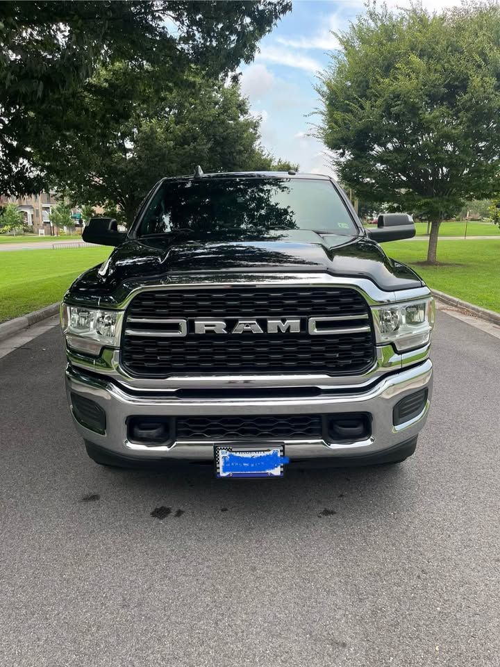 Used 2022 RAM 2500 Big Horn AWD/4WD image 4