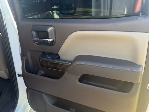 Used 2016 GMC Sierra 3500 Denali w/ Duramax Plus Package AWD/4WD image 22