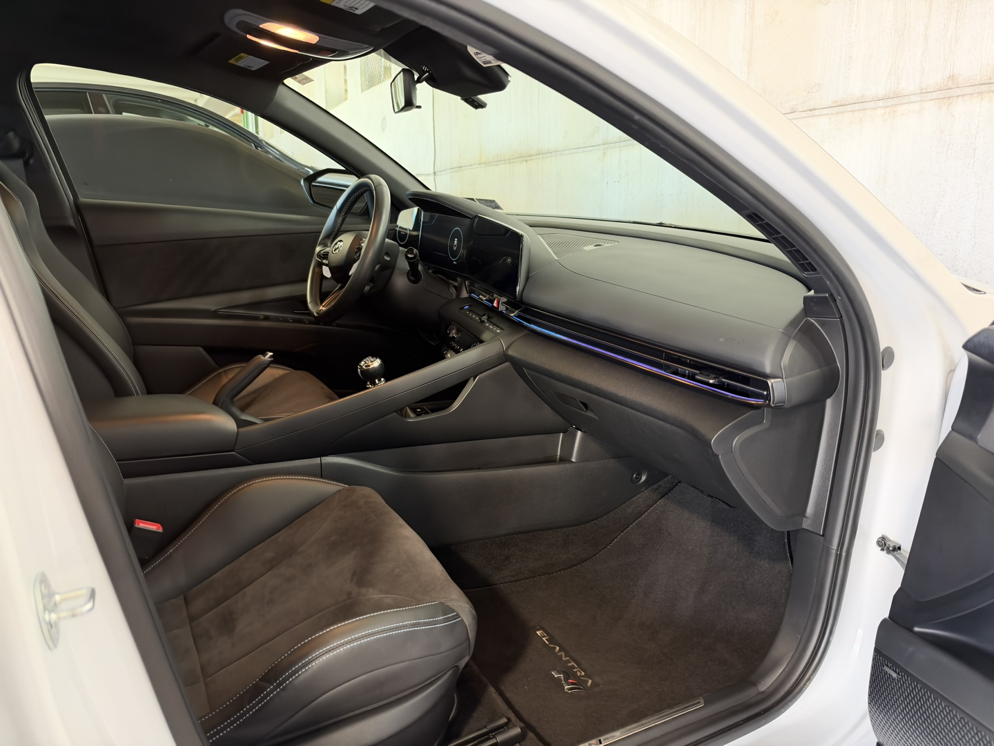 Used 2023 Hyundai Elantra N FWD image 27