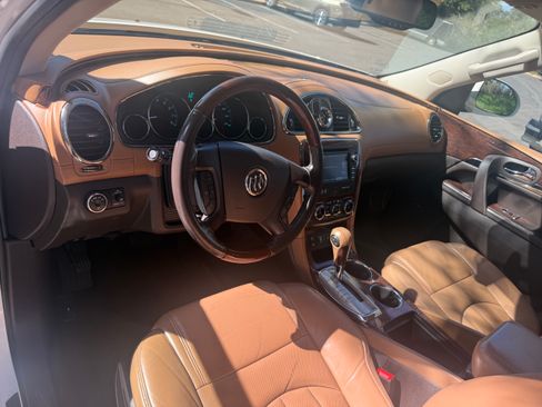 Used 2013 Buick Enclave Leather FWD image 10