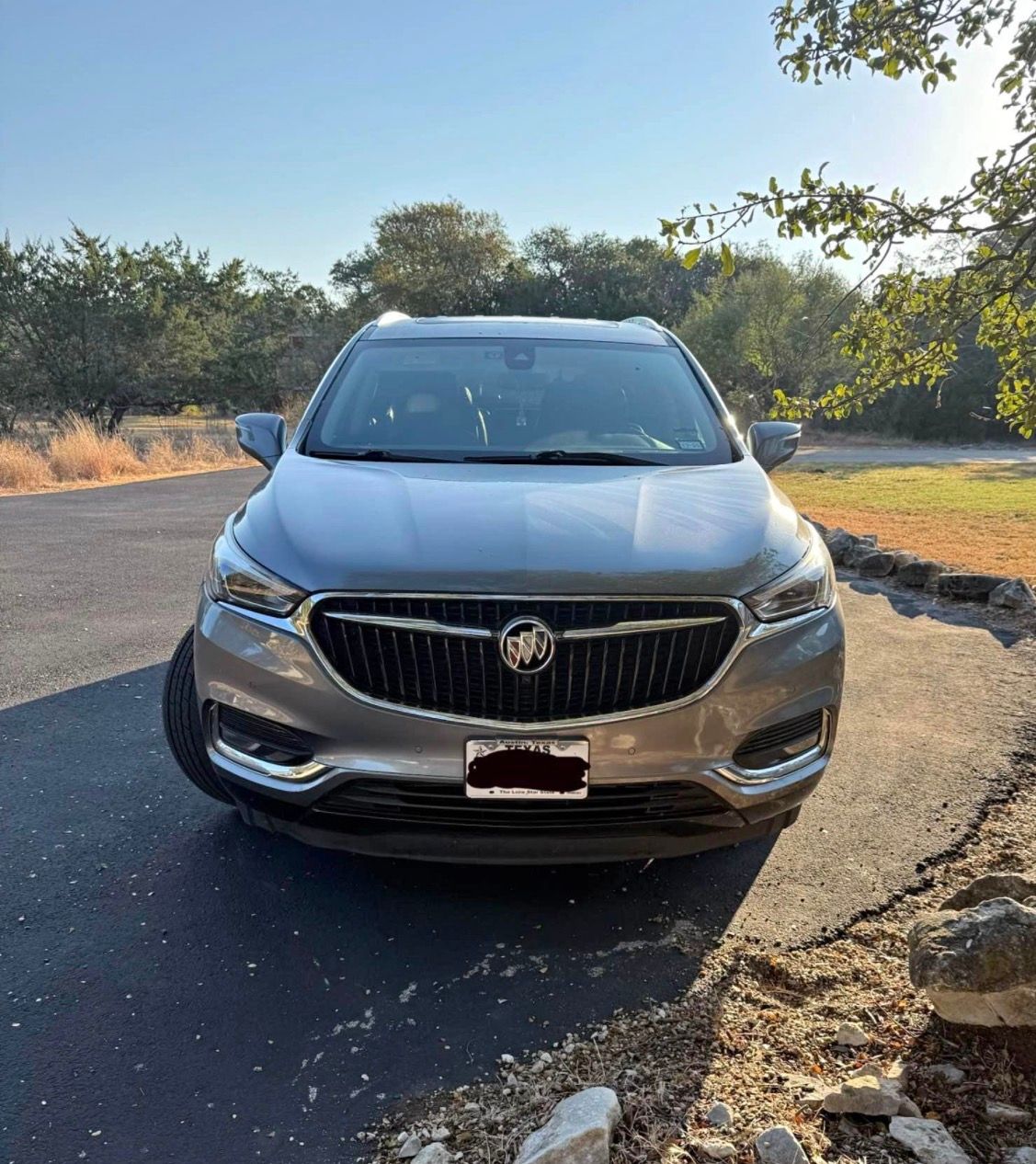 Used 2018 Buick Enclave Premium w/ Experience Buick Package FWD image 1