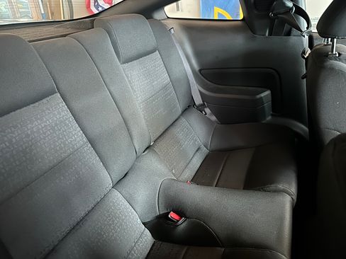 Used 2009 Ford Mustang Premium image 22