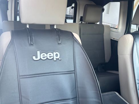 Used 2007 Jeep Wrangler Unlimited X image 6