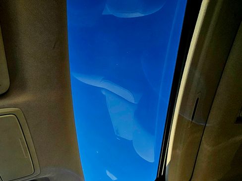 Used 2012 Honda CR-V EX image 16