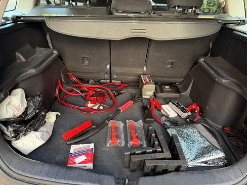 Used 2011 Honda CR-V LX image 9