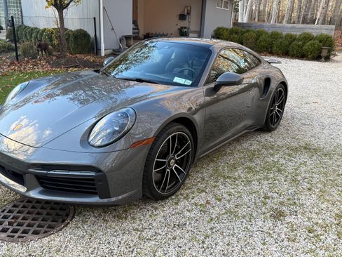 Used 2022 Porsche 911 Turbo image 6