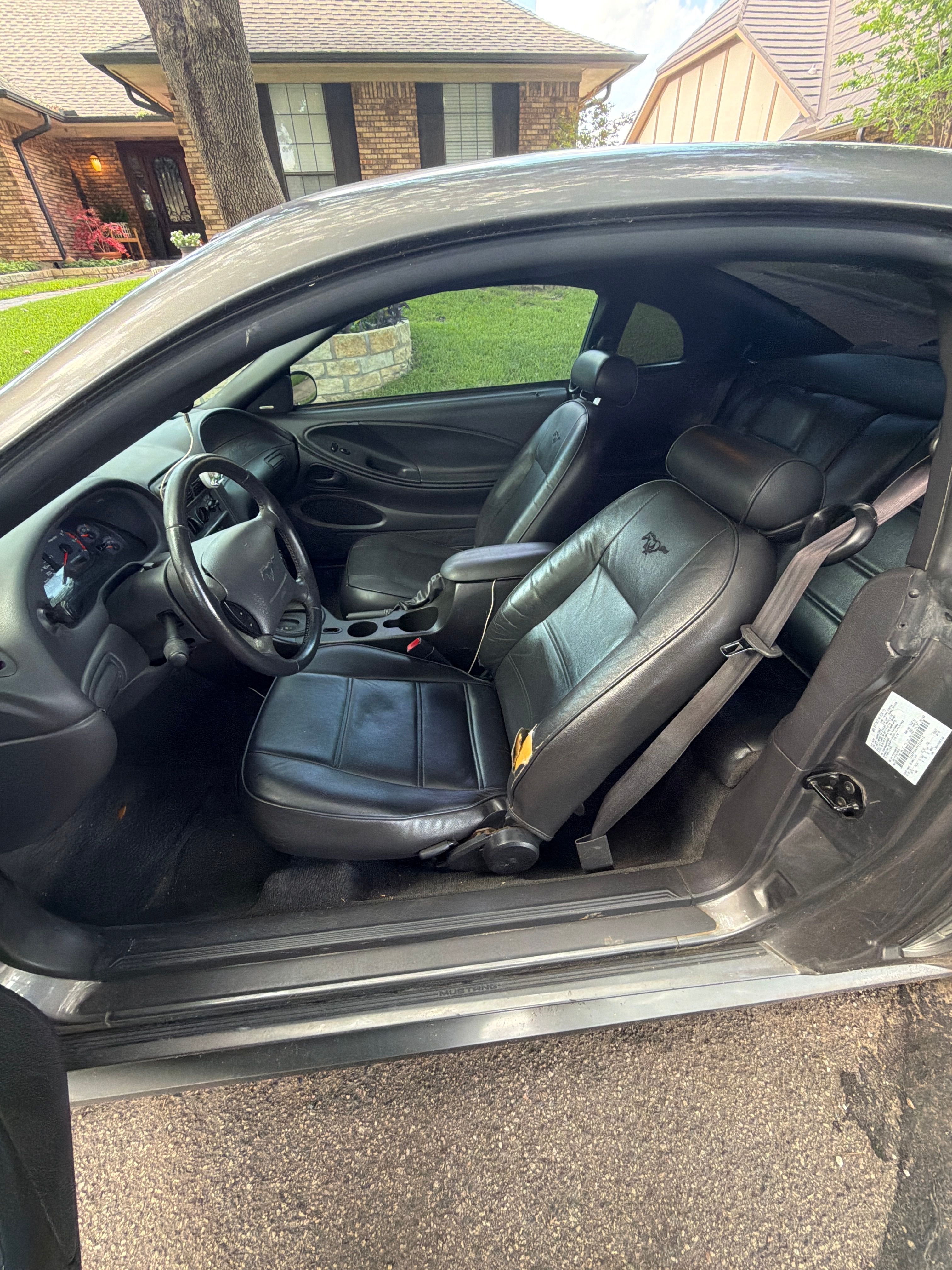 Used 2004 Ford Mustang Premium RWD image 6