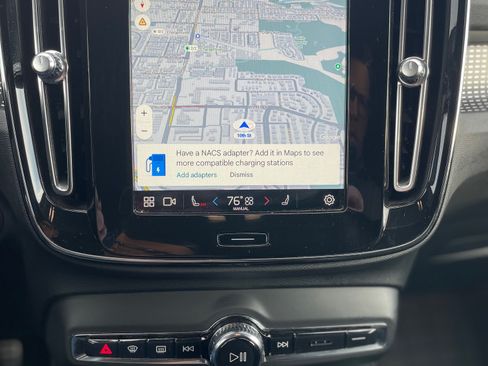 Used 2021 Volvo XC40 P8 Recharge w/ Advanced Package image 9