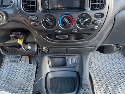 Used 2006 Toyota Tundra SR5 image 10