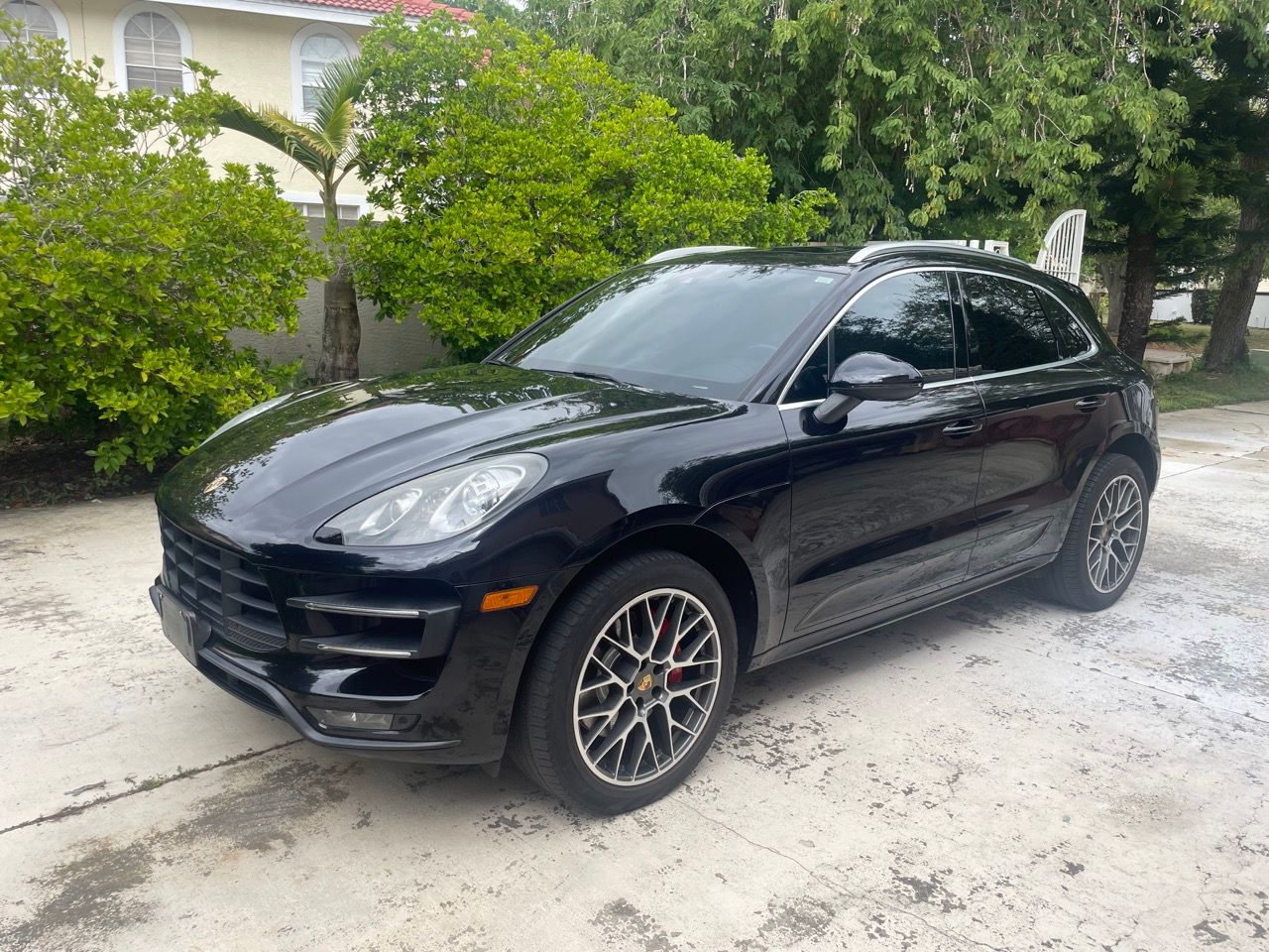 Used 2015 Porsche Macan Turbo AWD/4WD image 1
