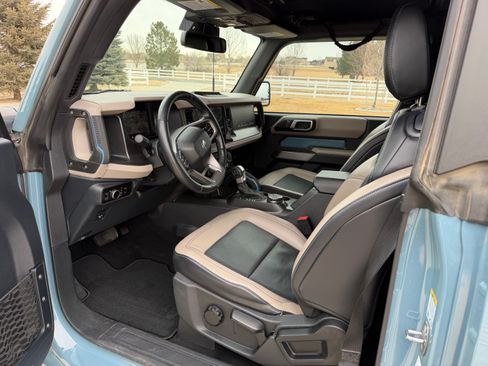 Used 2023 Ford Bronco Wildtrak image 12