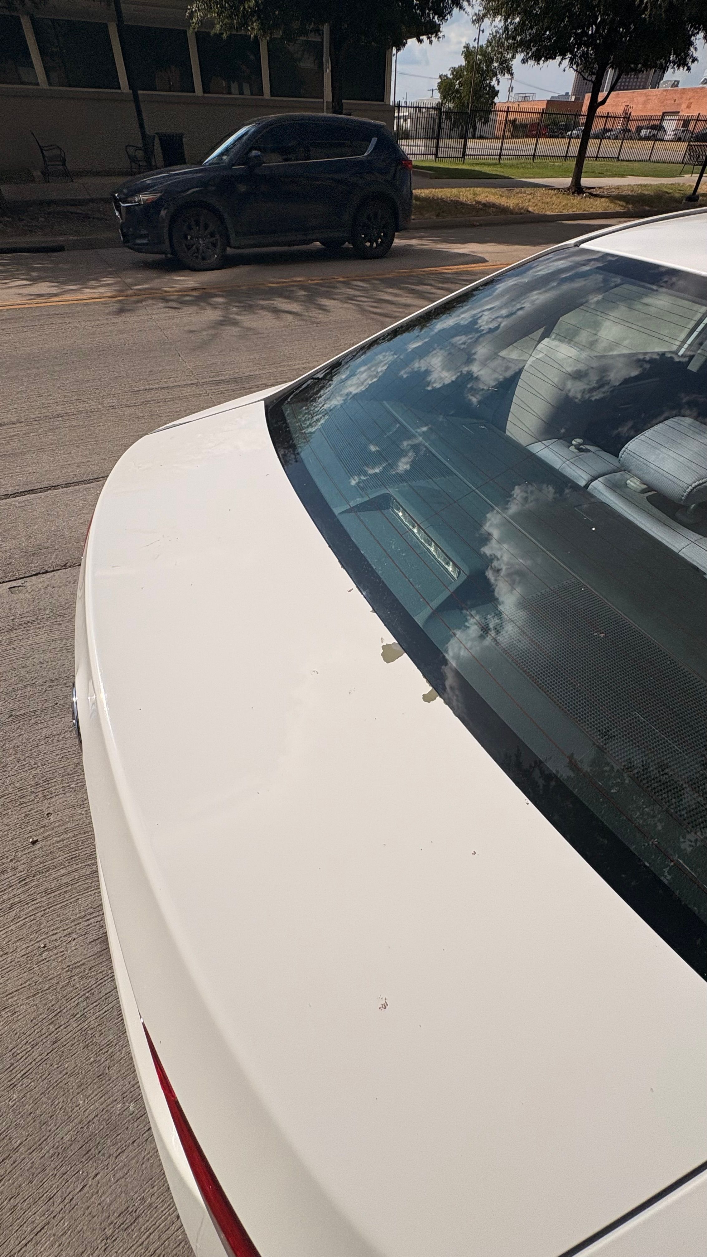 Used 2015 Toyota Corolla LE FWD image 10