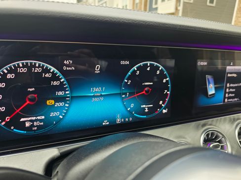 Used 2019 Mercedes-Benz AMG GT 63 w/ AMG Dynamic Plus Package image 10