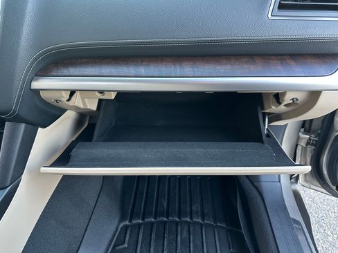 Used 2018 Subaru Outback 2.5i Limited w/ Popular Package #2 image 27