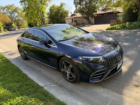 Used 2023 Mercedes-Benz EQS 580 EQS 580 4MATIC Sedan 4D image 6