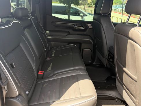 Used 2022 GMC Sierra 1500 AT4X AWD/4WD image 14