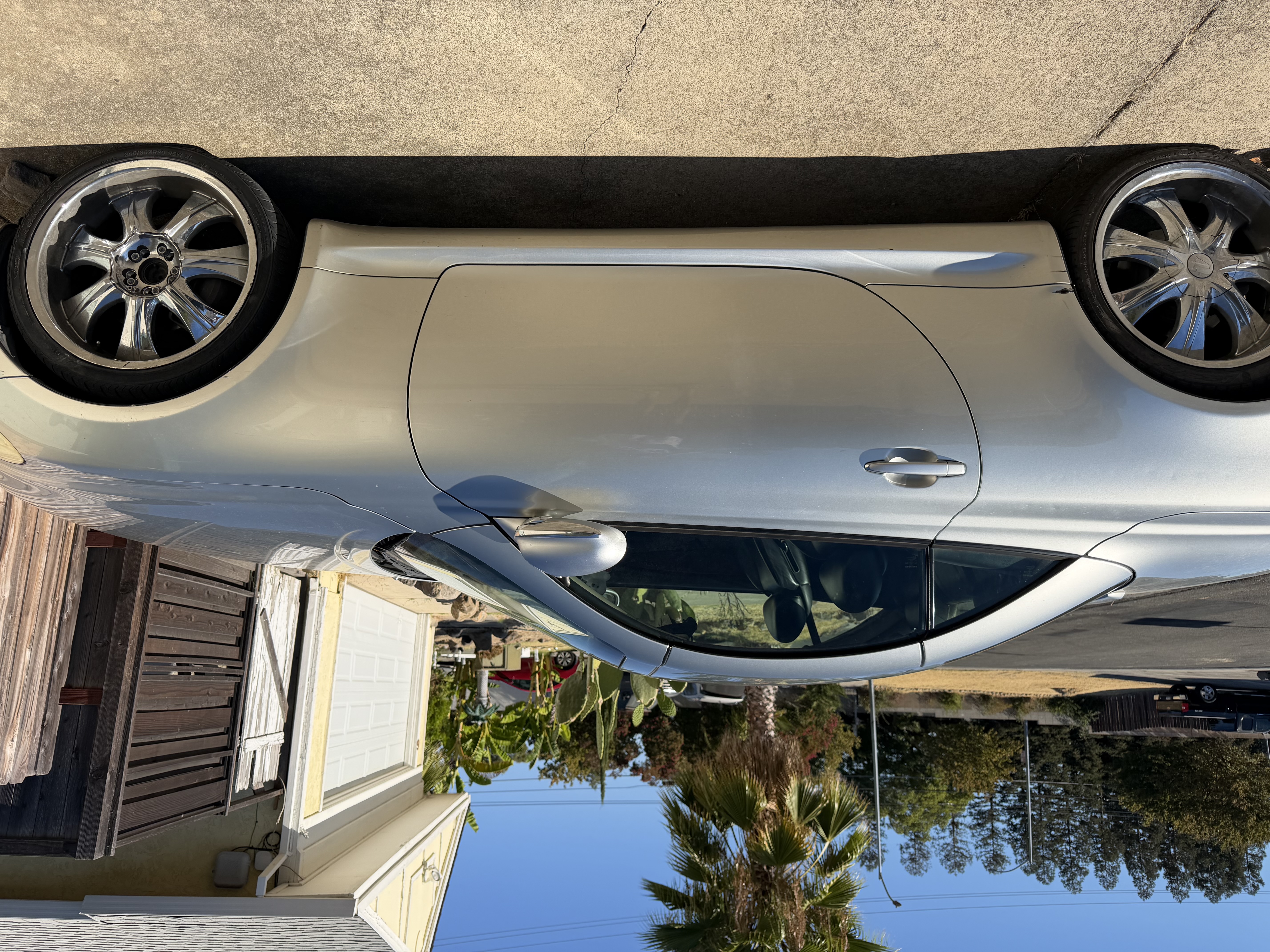 Used 2002 Lexus SC 430 Convertible RWD image 2