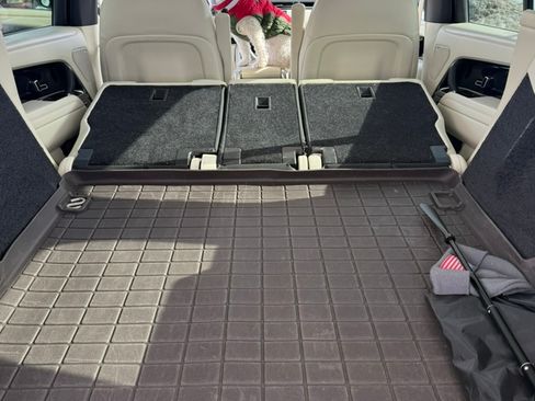 Used 2024 Land Rover Range Rover SE image 8