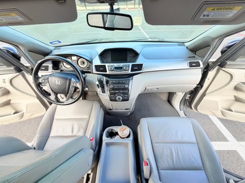 Used 2012 Honda Odyssey Touring image 13