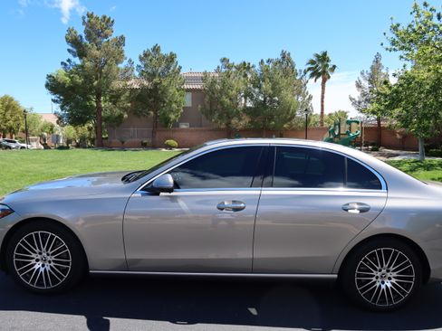 Used 2024 Mercedes-Benz C 300 Sedan image 12