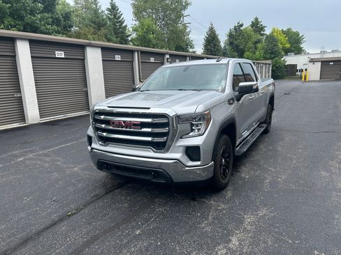 Used 2020 GMC Sierra 1500 SLE w/ SLE Value Package image 1
