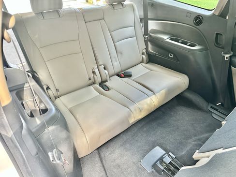 Used 2017 Honda Pilot EX-L image 8