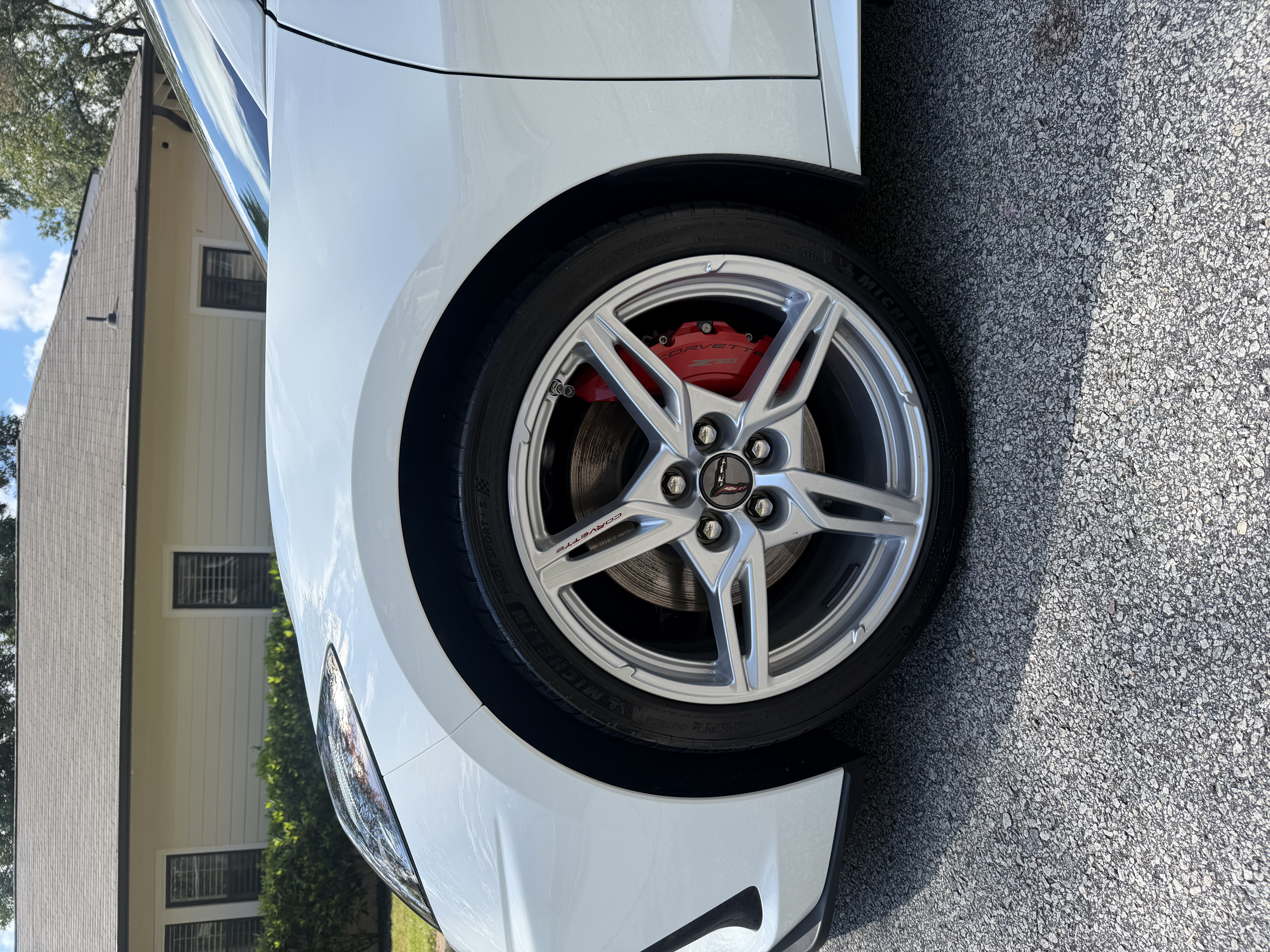 Used 2022 Chevrolet Corvette Stingray Preferred Cpe w/ Z51 Performance Package RWD image 19