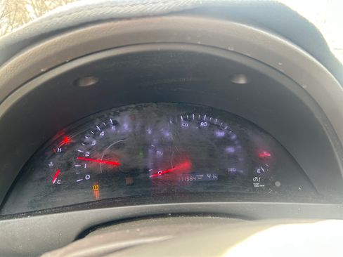 Used 2010 Toyota Camry image 17