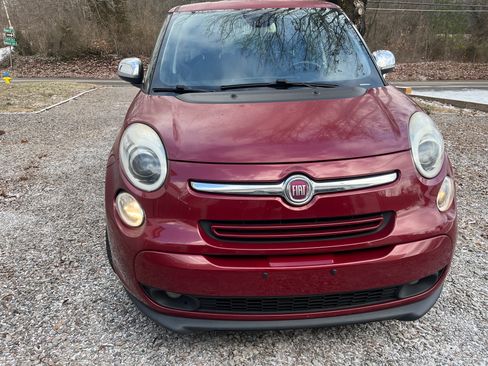 Used 2014 FIAT 500L Lounge image 2