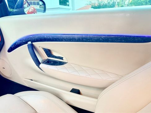 Used 2011 Maserati GranTurismo Convertible image 8