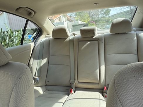 Used 2016 Honda Accord EX image 8