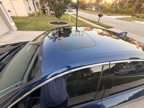 Used 2018 Honda Accord Touring image 16