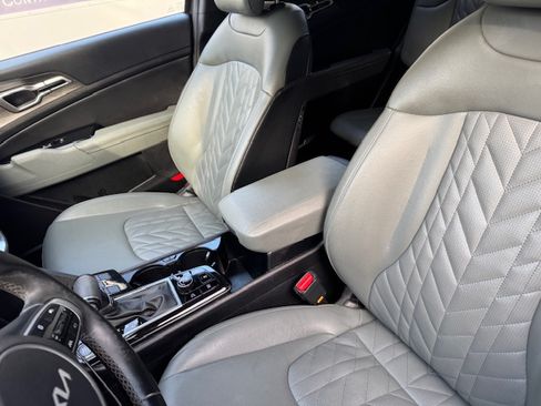 Used 2023 Kia Sportage X-Line w/ X-Line Premium Package image 9