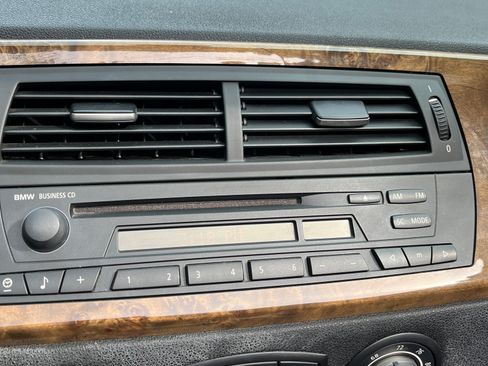 Used 2006 BMW Z4 3.0i image 21