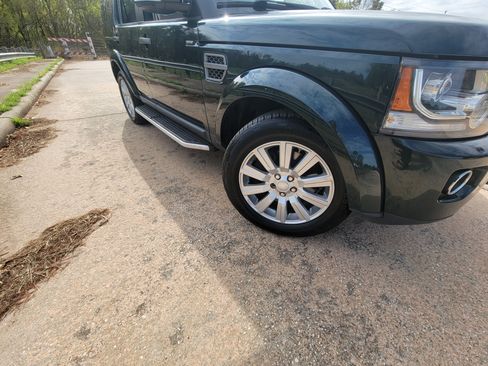 Used 2016 Land Rover LR4 HSE image 24