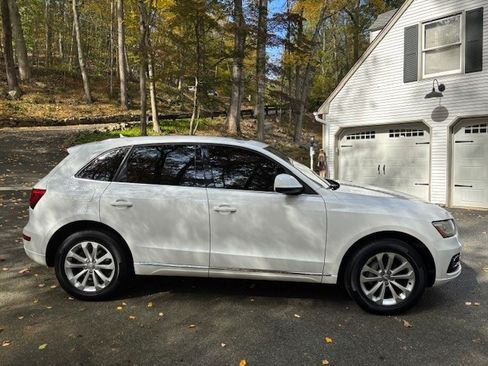 Used 2013 Audi Q5 2.0T Premium w/ Convenience Pkg image 17
