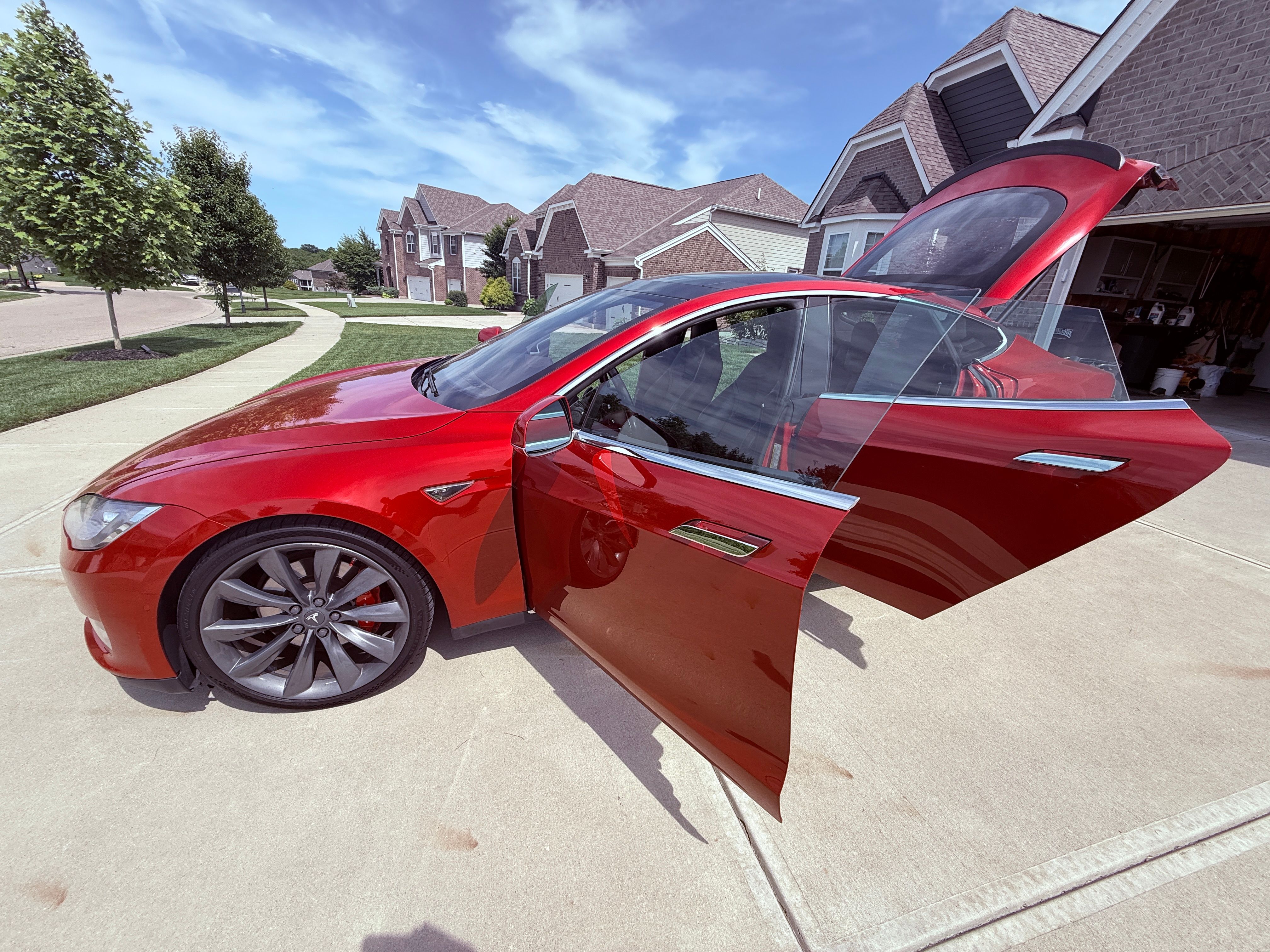 Used 2015 Tesla Model S P90D AWD/4WD image 16