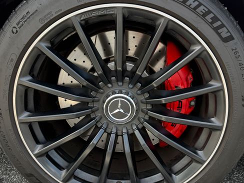 Used 2019 Mercedes-Benz AMG GT 63 image 22