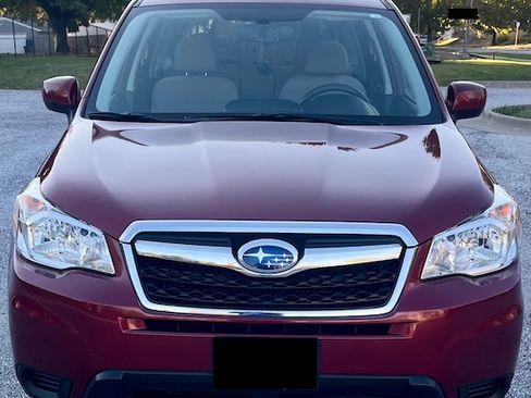 Used 2016 Subaru Forester 2.5i Premium w/ All-Weather Package image 6