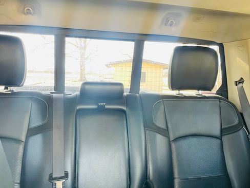 Used 2019 RAM 2500 Laramie AWD/4WD image 14
