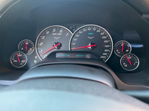 Used 2011 Chevrolet Corvette Grand Sport w/ Preferred Equipment Group image 28